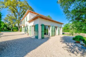 Accueil 93 VILLA VALBONNE - SOPHIA ANTIPOLIS