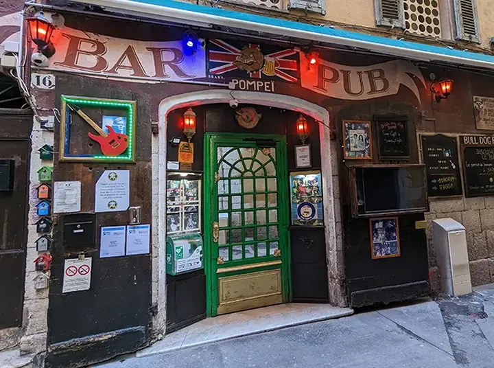 Bulldog Pub Pompei à Nice