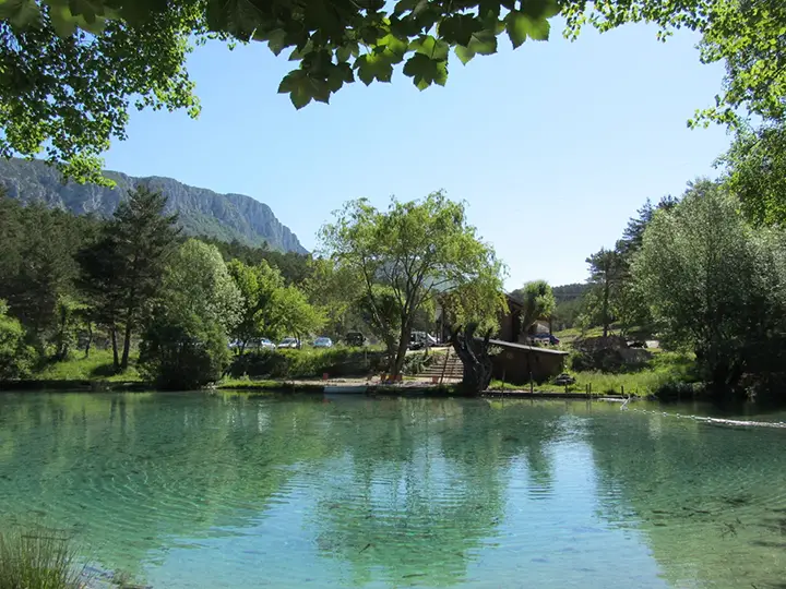 Terre des lacs