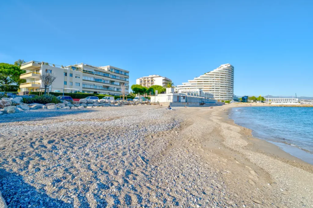 Changer de conciergerie 8 HELLO RIVIERA STAY VILLENEUVE LOUBET 26