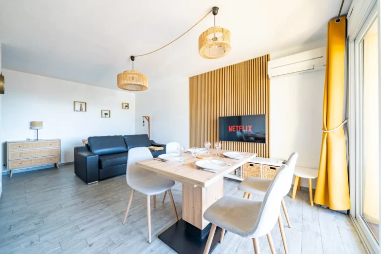 Studio 5 mins de la mer, clim, parking, Cagnes-sur-Mer