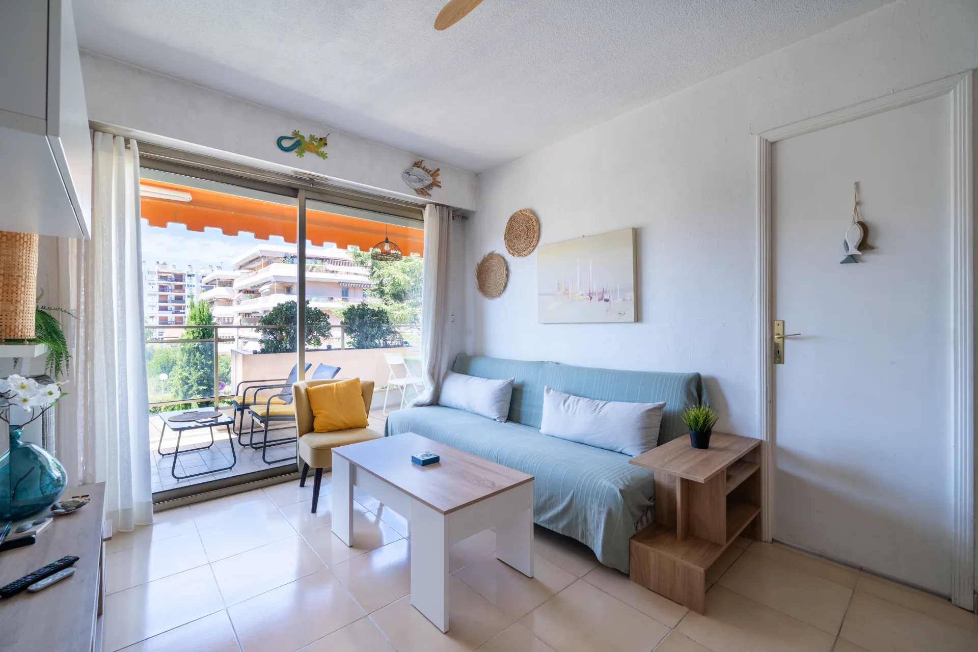 Appartement 2 personnes à Cagnes-sur-Mer, résidence avec piscine et terrasse de 12 m² 3 Appartement 2 personnes à Cagnes-sur-Mer, résidence avec piscine
