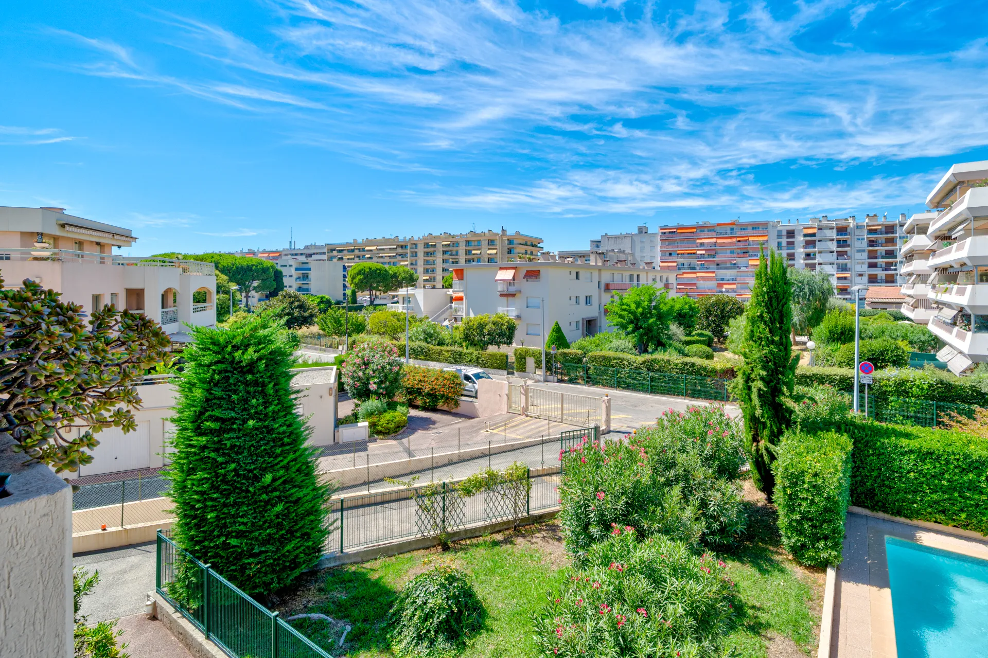Appartement 2 personnes à Cagnes-sur-Mer, résidence avec piscine et terrasse de 12 m² 7 Appartement 2 personnes à Cagnes-sur-Mer, résidence avec piscine