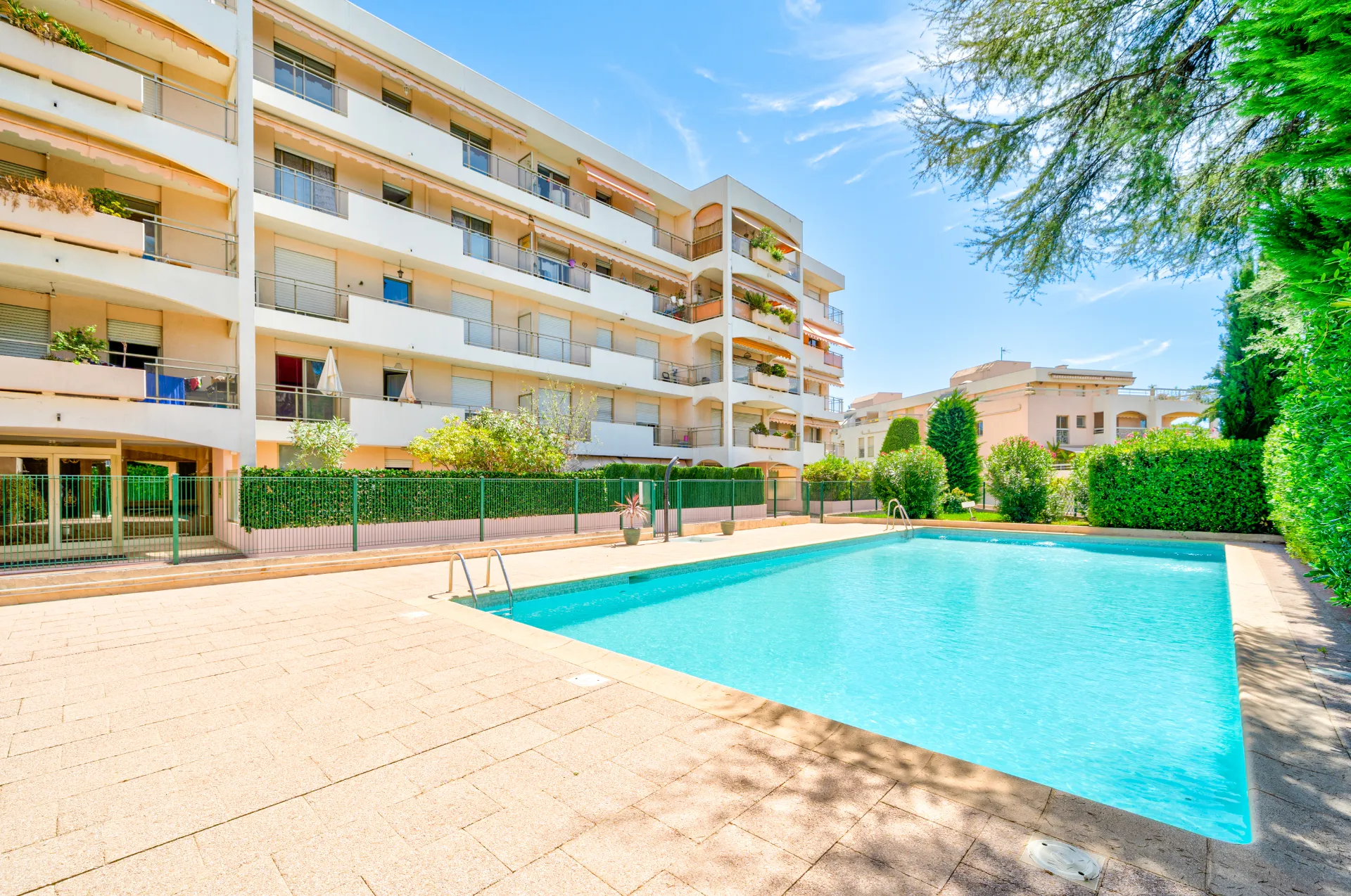 Appartement 2 personnes à Cagnes-sur-Mer, résidence avec piscine et terrasse de 12 m² 20 Appartement 2 personnes à Cagnes-sur-Mer, résidence avec piscine