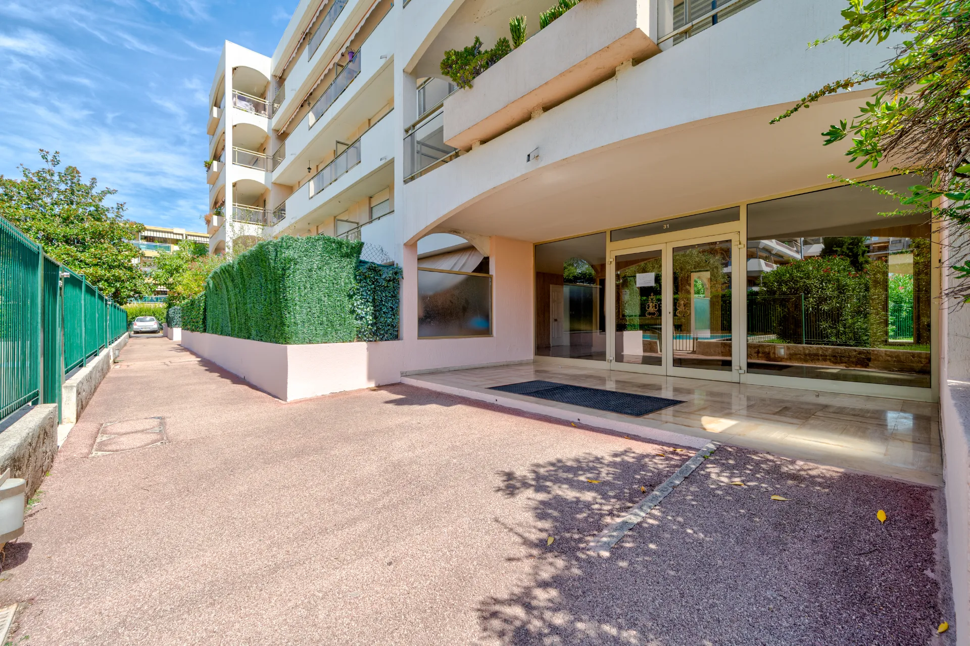 Appartement 2 personnes à Cagnes-sur-Mer, résidence avec piscine et terrasse de 12 m² 21 Appartement 2 personnes à Cagnes-sur-Mer, résidence avec piscine